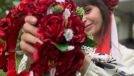 ПИШНИЙ ВІНОЧОК СВОЇМИ РУКАМИROSES WREATHDIY