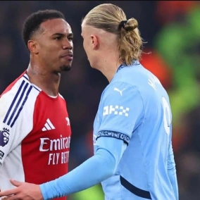 Ненависть Ман Сіті та Арсенала, 4-4-2 Мілана, Барселона псіханула