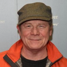 Peter Mullan