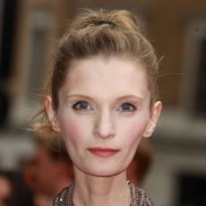 Agata Buzek