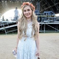 Clare Bowen