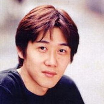Yasufumi Hayashi