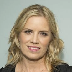 Kim Dickens