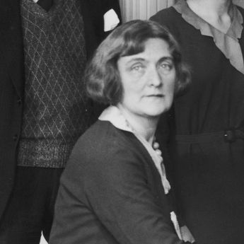Енн Кассон