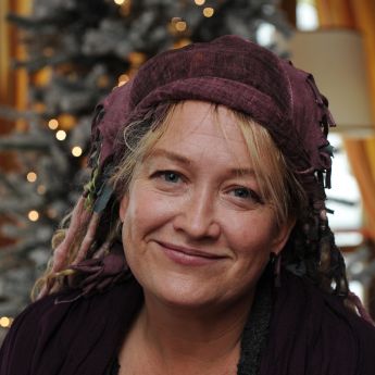 Jennifer Lynch