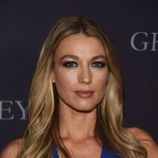 Natalie Zea