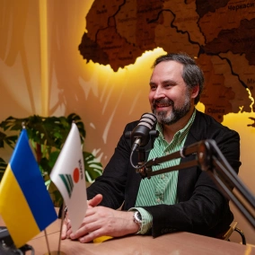 #22/2 Клієнтоцентрованість як стратегія. Подолання опору змінам, роль лідера, формування довіри і зростання